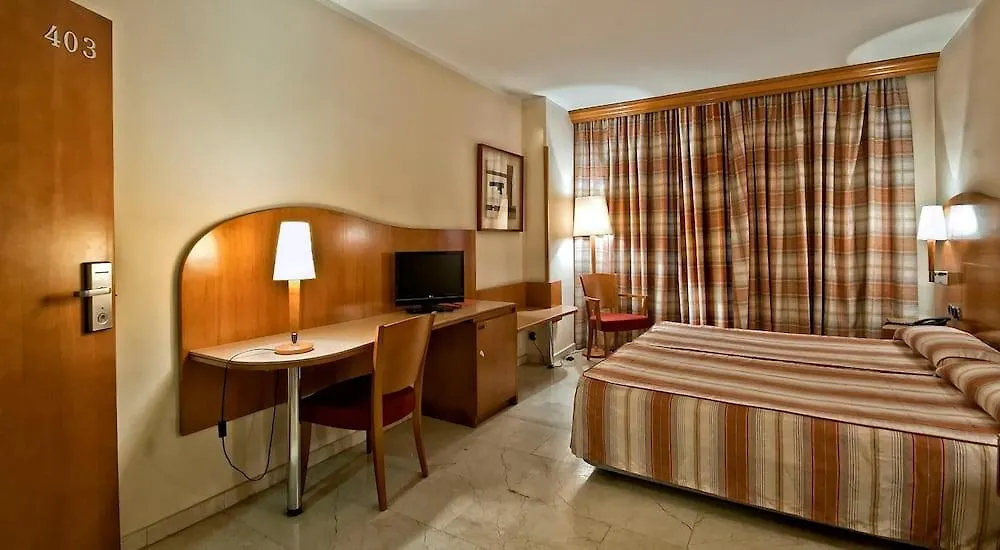Hotel Aristol - Sagrada Familia Barcelona